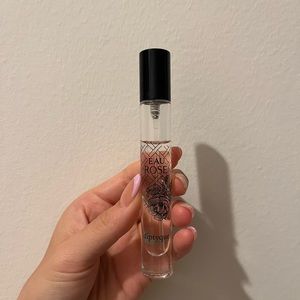 Diptyque eau rose travel size